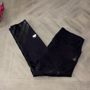 Alo Yoga Black Leggings with Logo